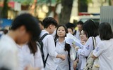 Thí sinh rạng rỡ sau 60 phút thi Ngoại ngữ